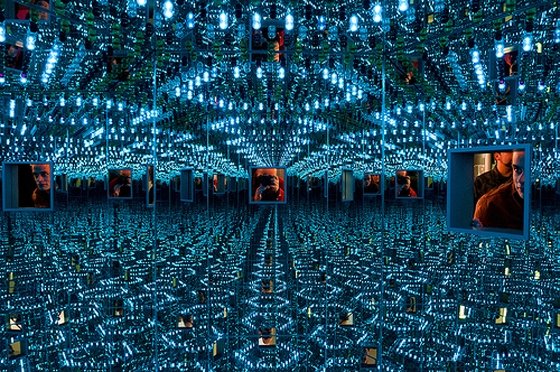 kusama-infinity-room