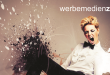 20230111_werbemedienzorn_dame_mit_logo